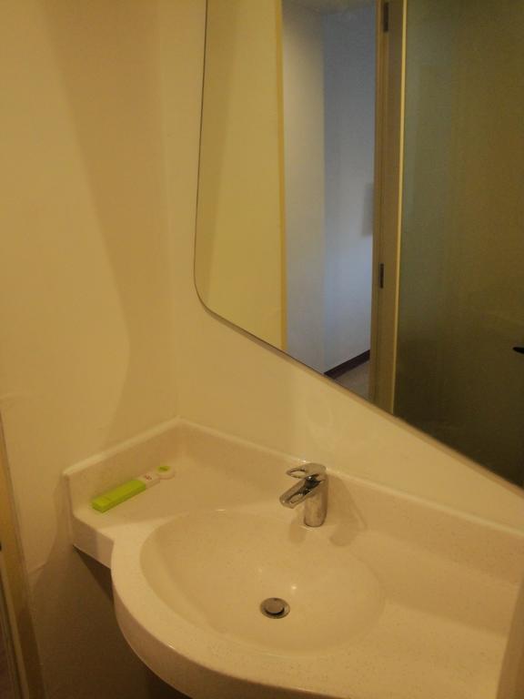 Top Hotel Manado By Gran Puri Exterior foto